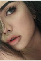 Turkish escort in Muscat (23 years old, works 24 7)